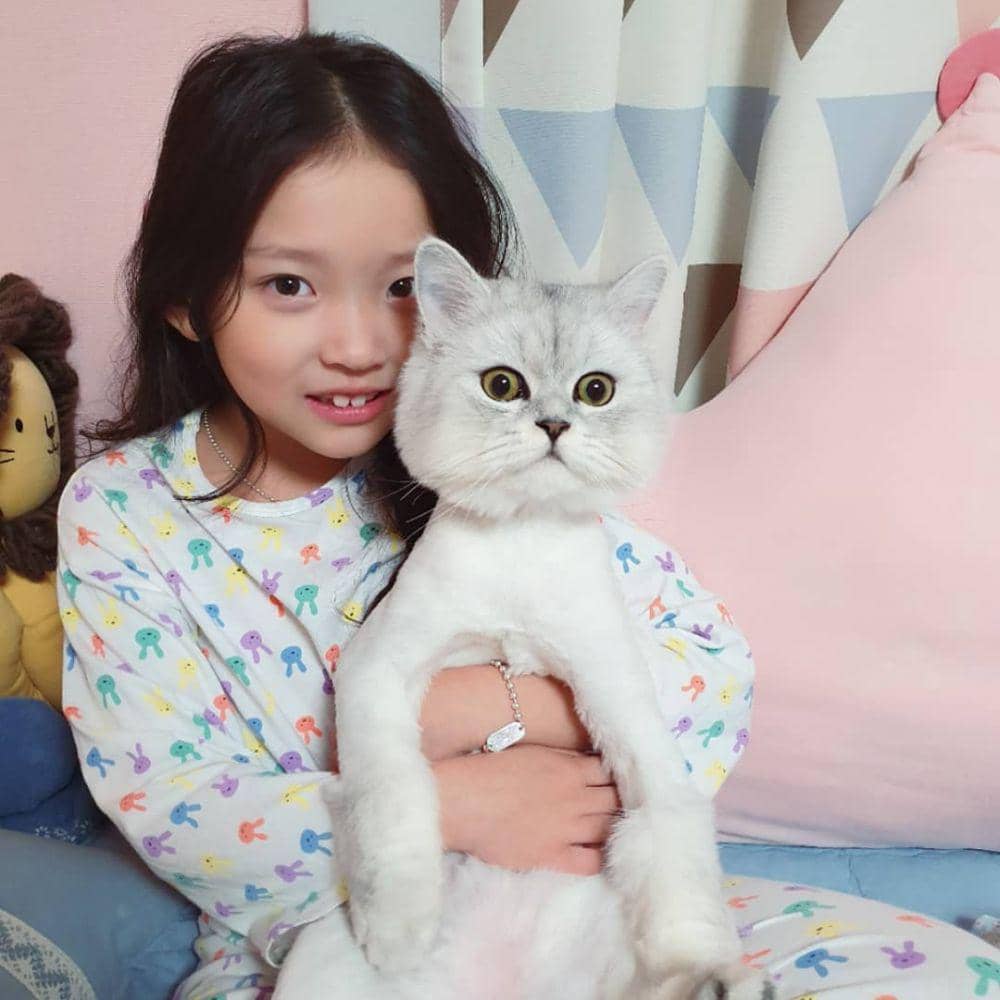 instagram.com/b_yungyeong