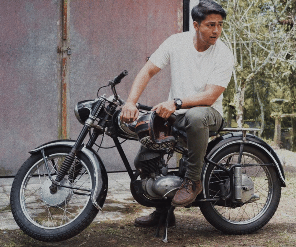 Instagram.com/devamahenra