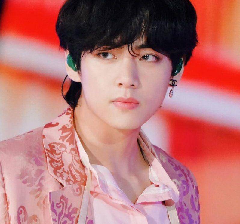 twitter.com/_nuna_v