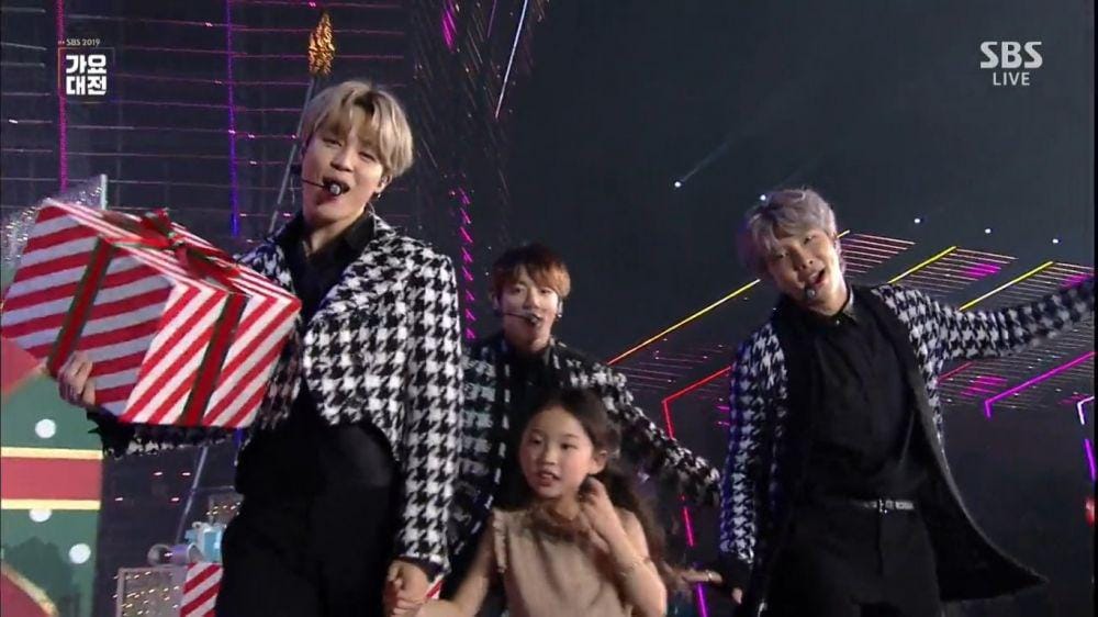 twitter.com/unayauna