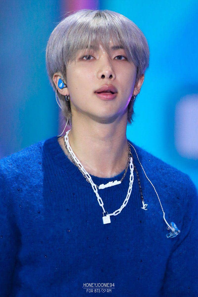 twitter.com/HoneyJoonie94