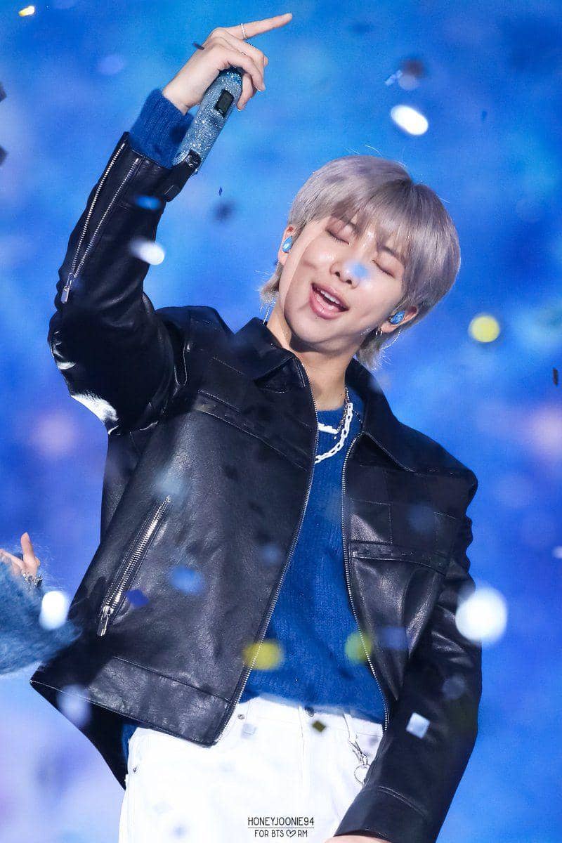 twitter.com/HoneyJoonie94