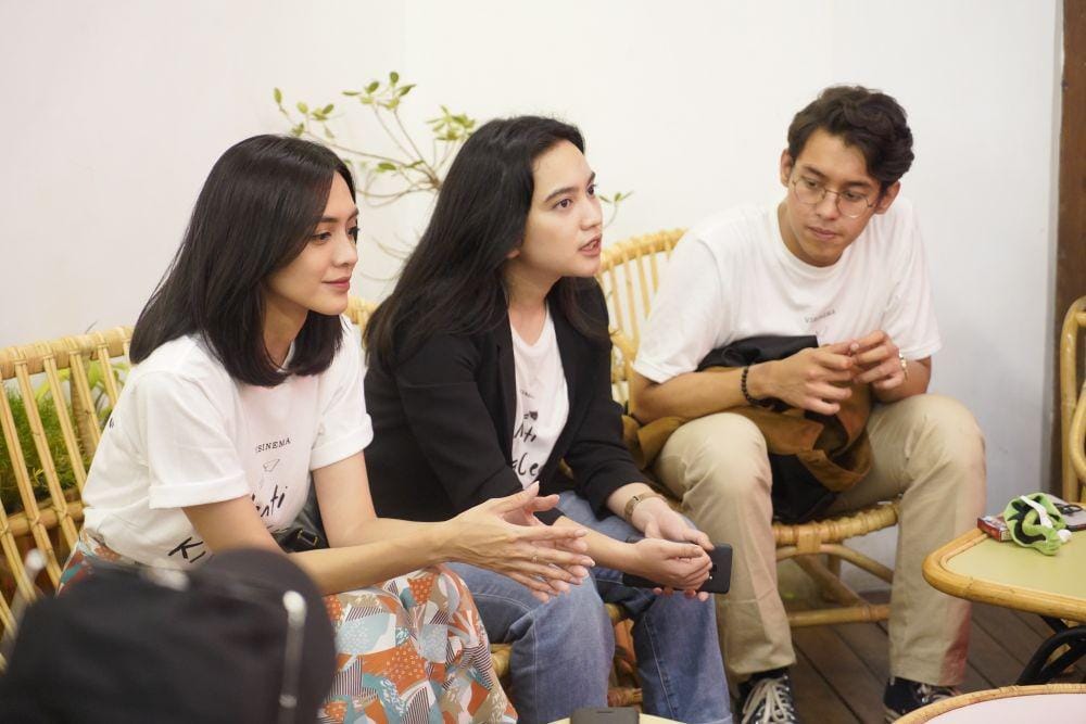 Gala Premier film NKCTHI di Ciputra Mall Semarang yang dihadiri para pemeran, sutradara dan penulis buku NKCTHI, Rabu (25/12). Dok Visinema