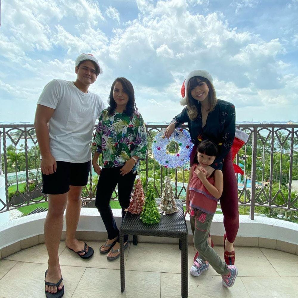 instagram.com/gisel_la