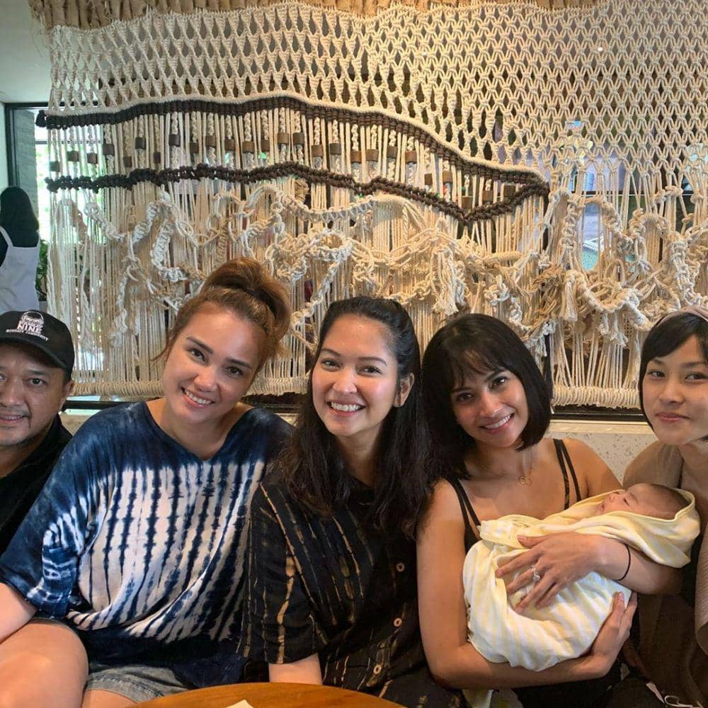 instagram.com/febyfebiola_