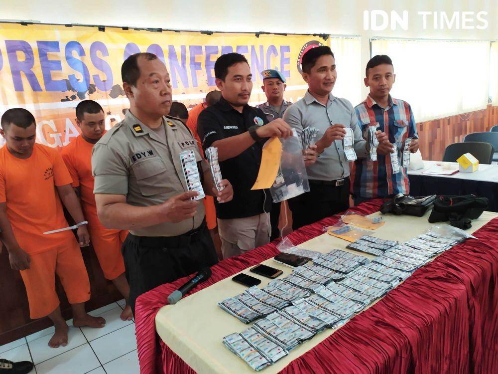 Polres Sleman amankan 4 tersangka pengedar obat keras. IDN Times/Siti Umaiyah