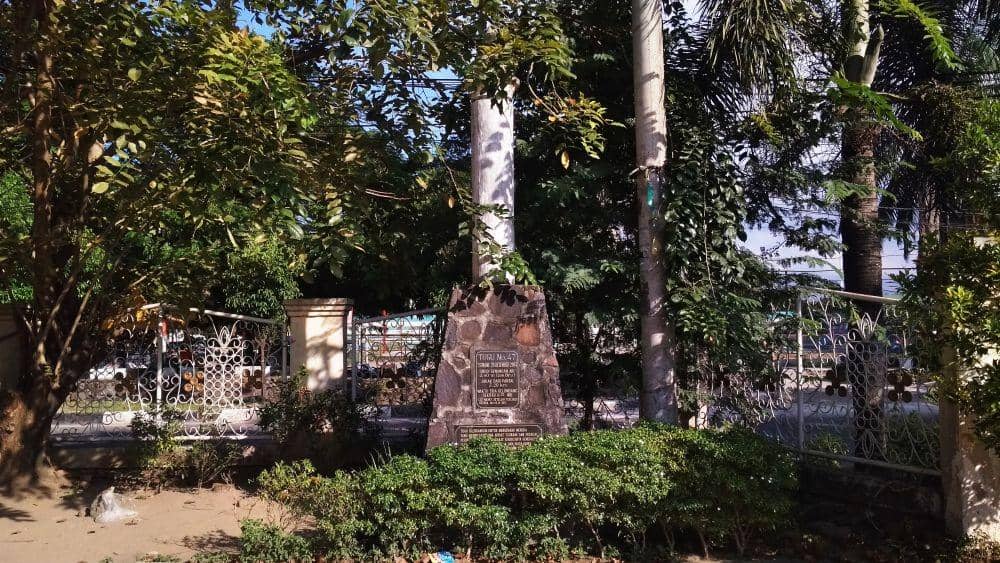 Salah satu tugu ketinggian air yang ada di halaman SMA Negeri 1 Banda Aceh (IDN Times/Saifullah)