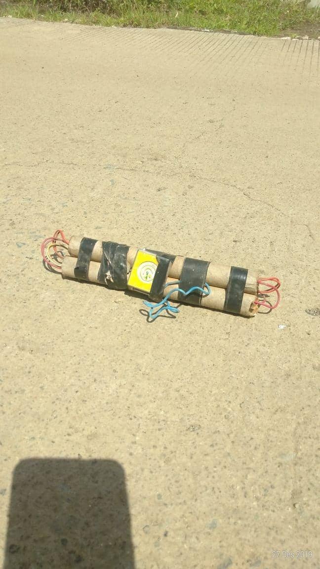 Geger, Warga Barru Temukan Benda Mirip Dinamit di Kawasan Pasar