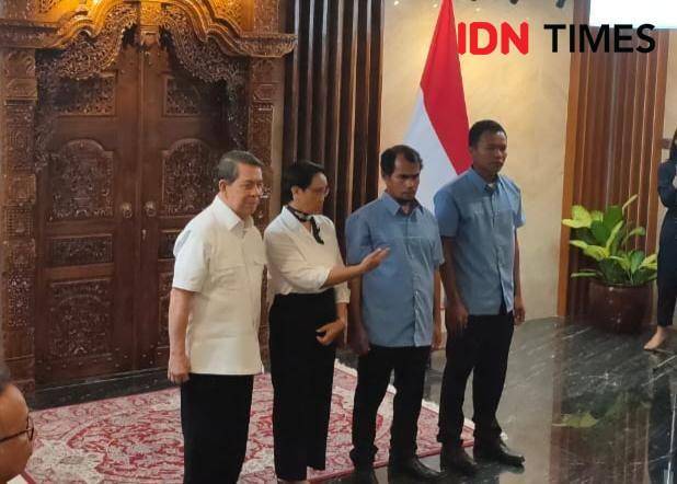 Dua WNI korban sandera kelompok Abu Sayyaf tiba di Indonesia (IDN Times/Irfan Fathurohman)