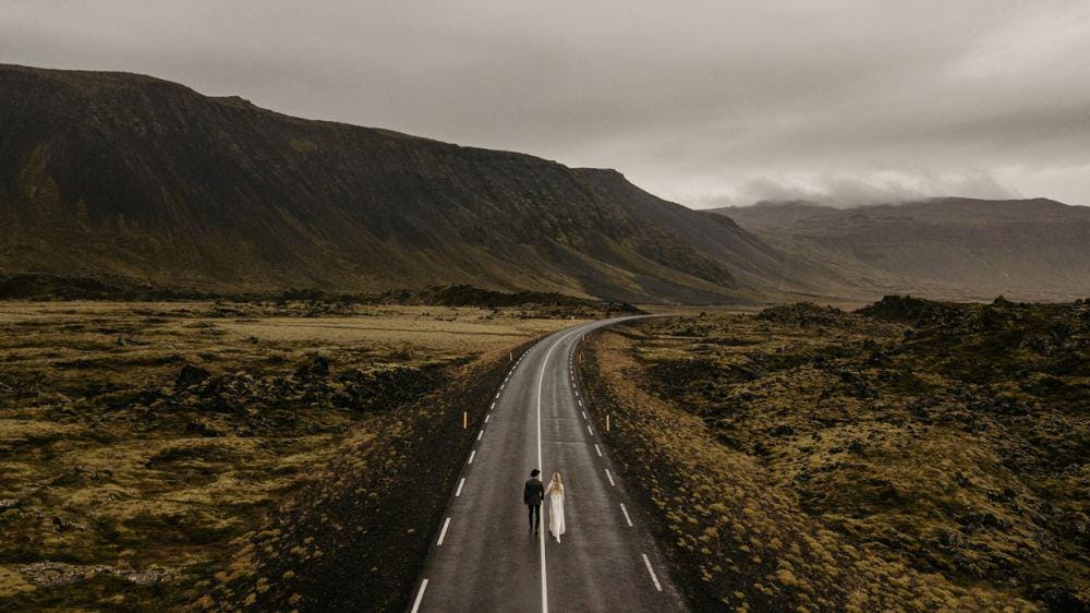 junebugweddings.com/Jane Iskra