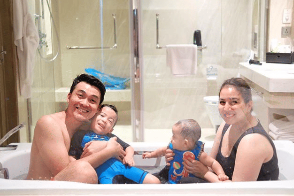 instagram.com/tya_ariestya