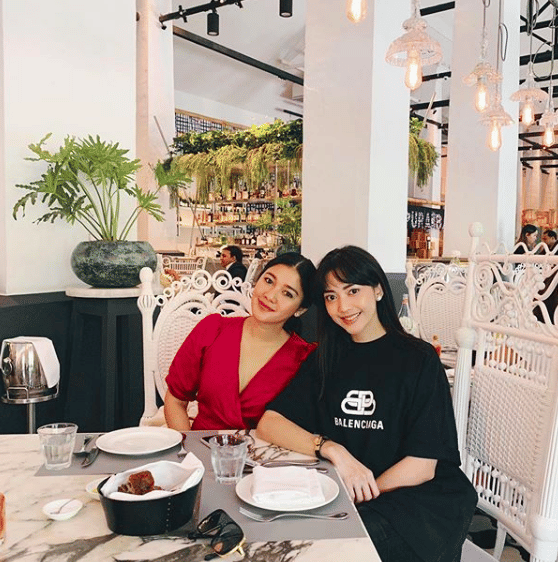 instagram.com/ririndwiariyanti