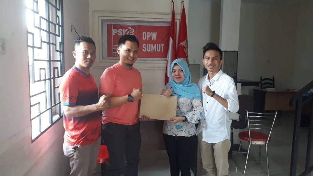 Balon Wakil Wali Kota Medan Indra Adyatya Pranata saat mendaftarkan dirinya ke DPW PSI Sumut (Dok. IDN Times)