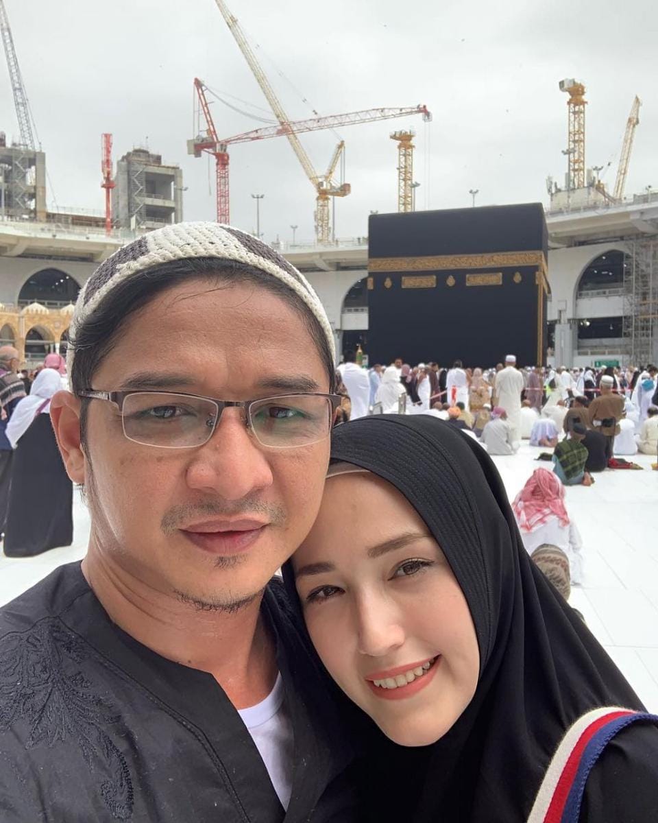 instagram.com/adeliapasha