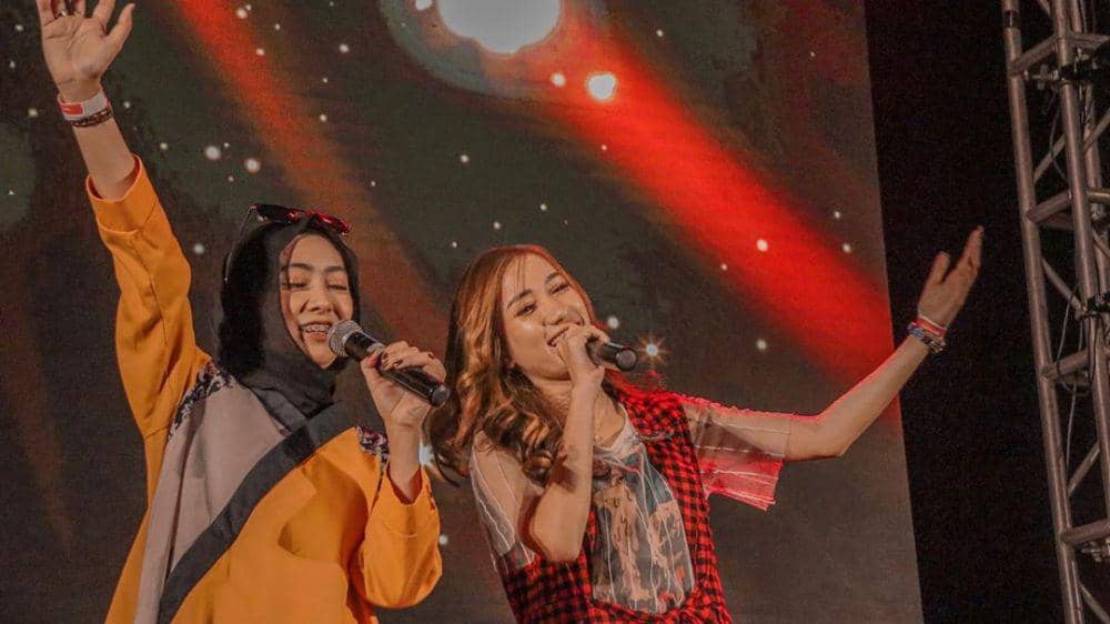 instagram.com/marishachacha