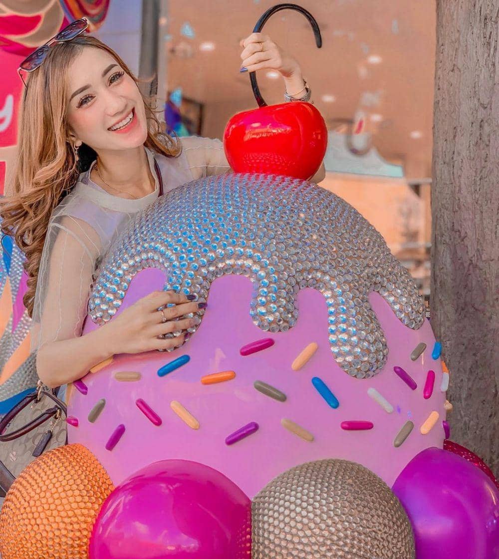 instagram.com/marishachacha