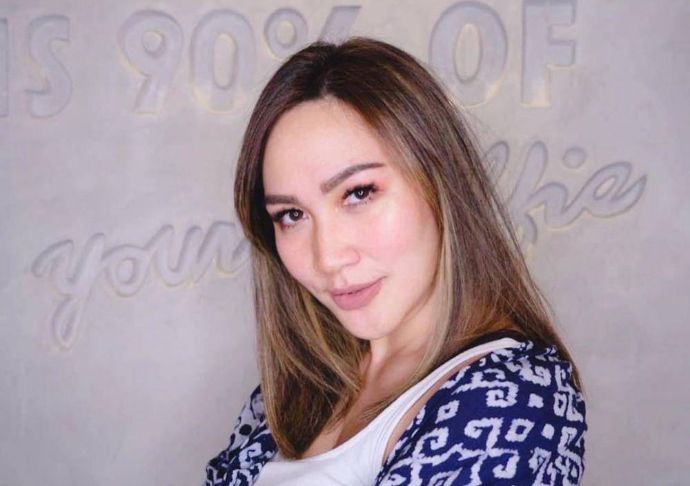instagram.com/sabriakono