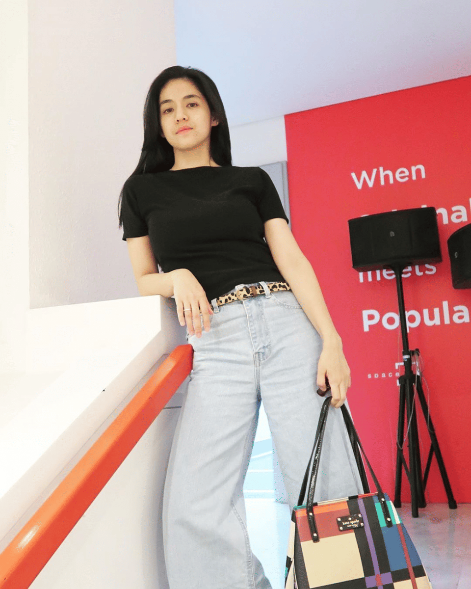 Instagram.com/putriuna