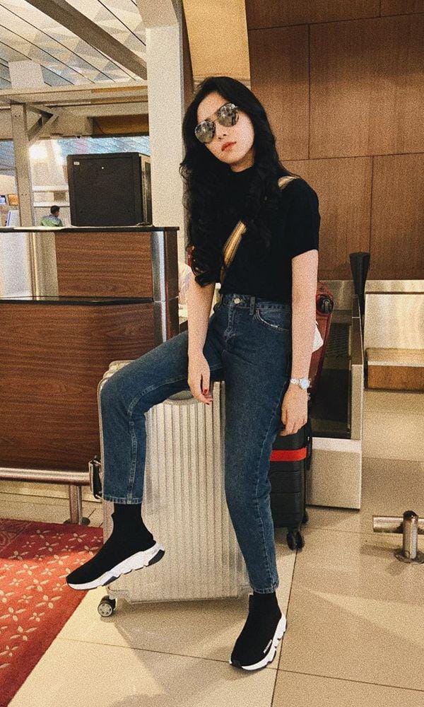 instagram.com/isyanasarasvati
