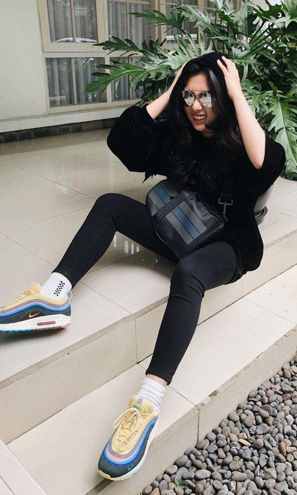 instagram.com/isyanasarasvati