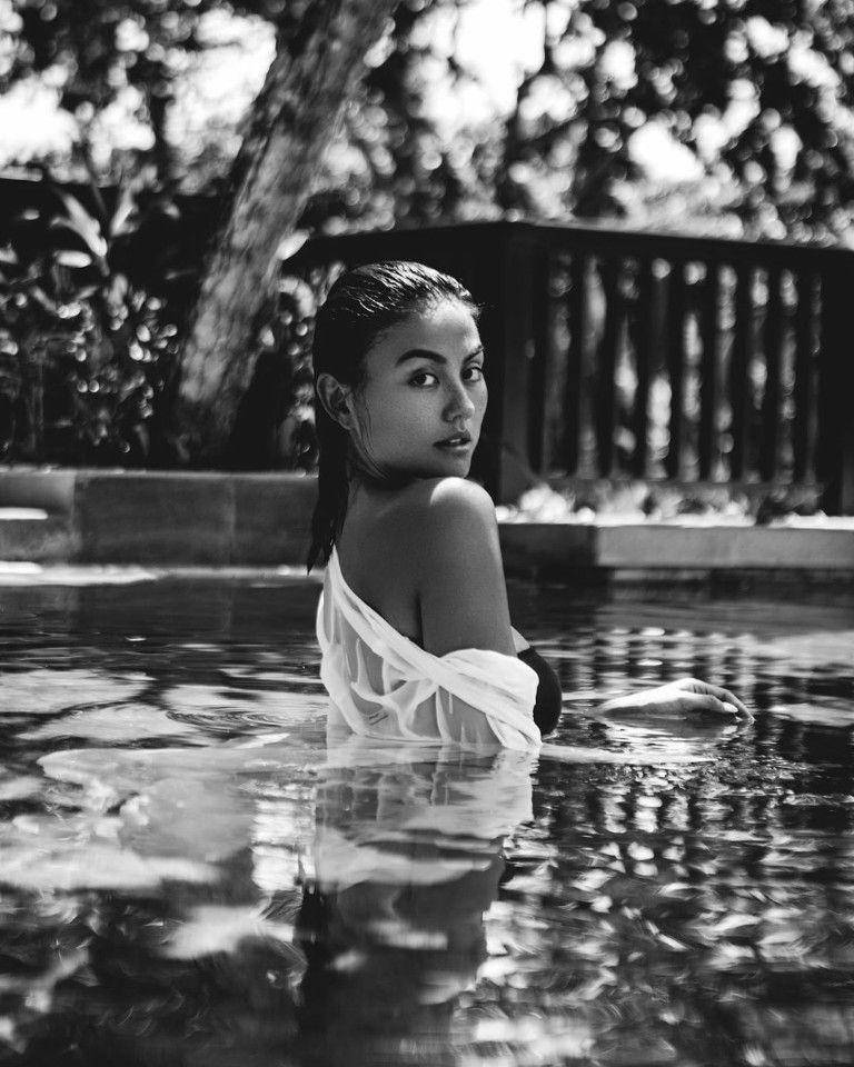 instagram.com/agnezmo