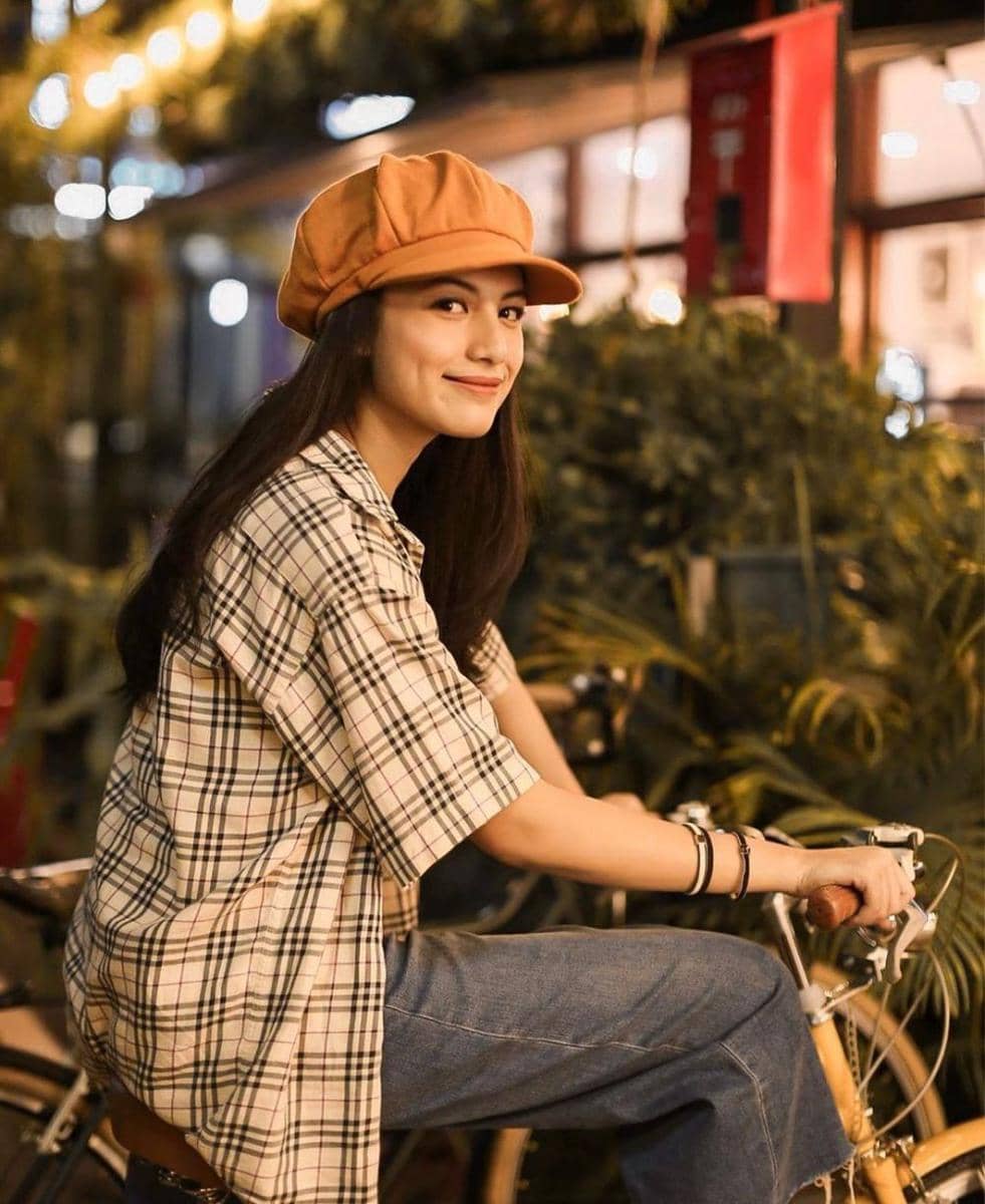 instagram.com/laniafira