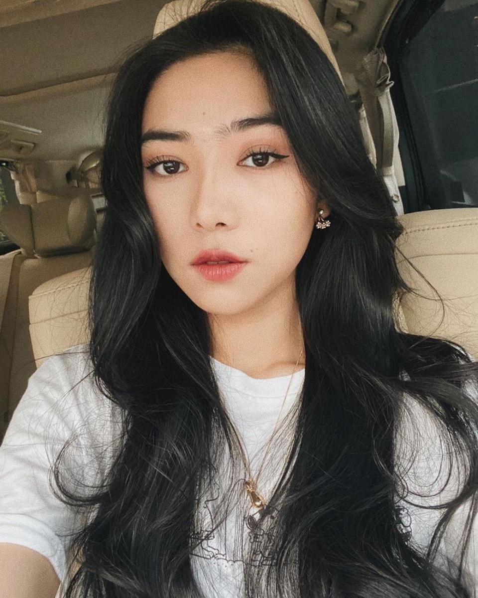 instagram.com/isyanasarasvati