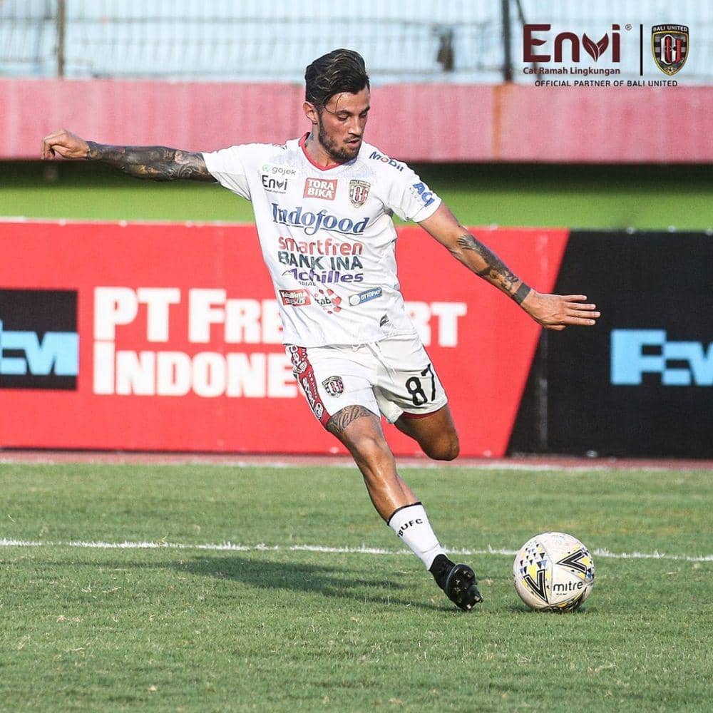 Instagram.com/baliunitedfc