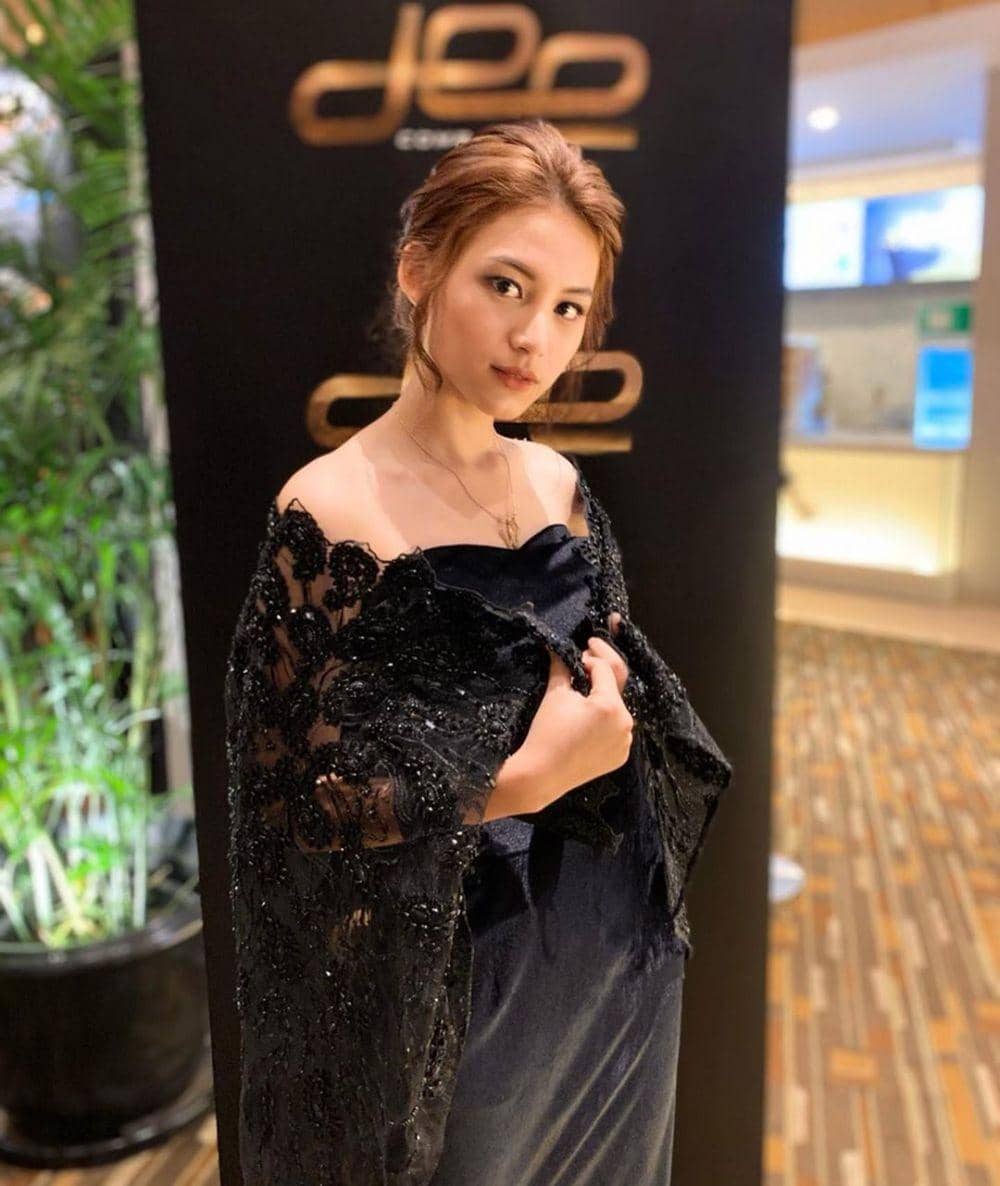 instagram.com/laniafira