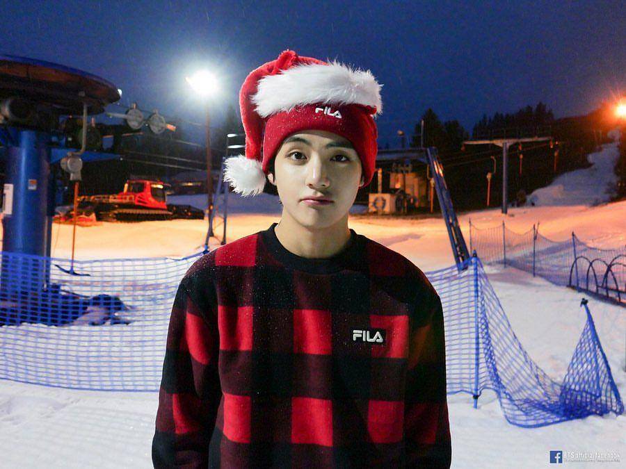 Instagram.com/bts_v