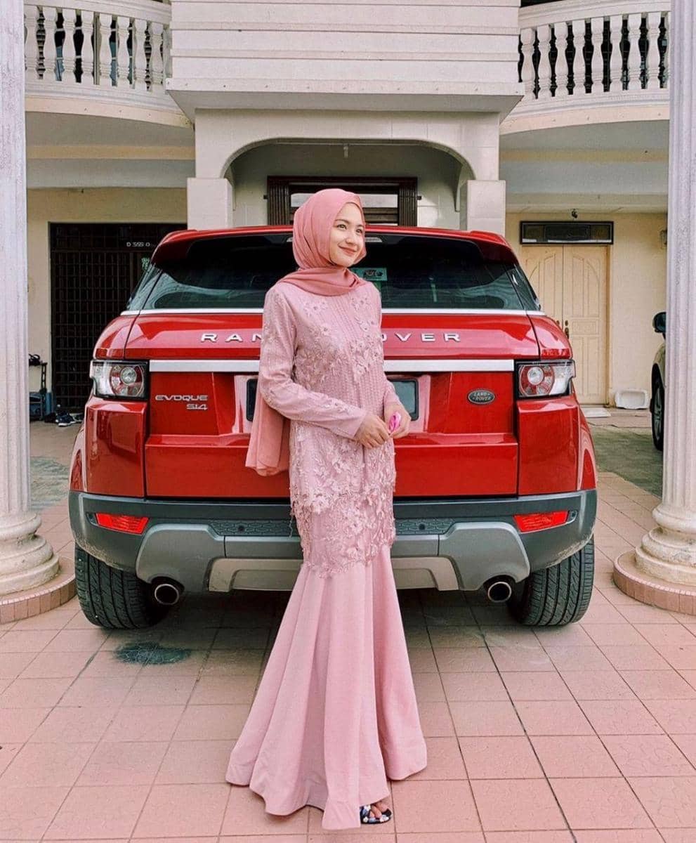 instagram.com/nabihahellysa