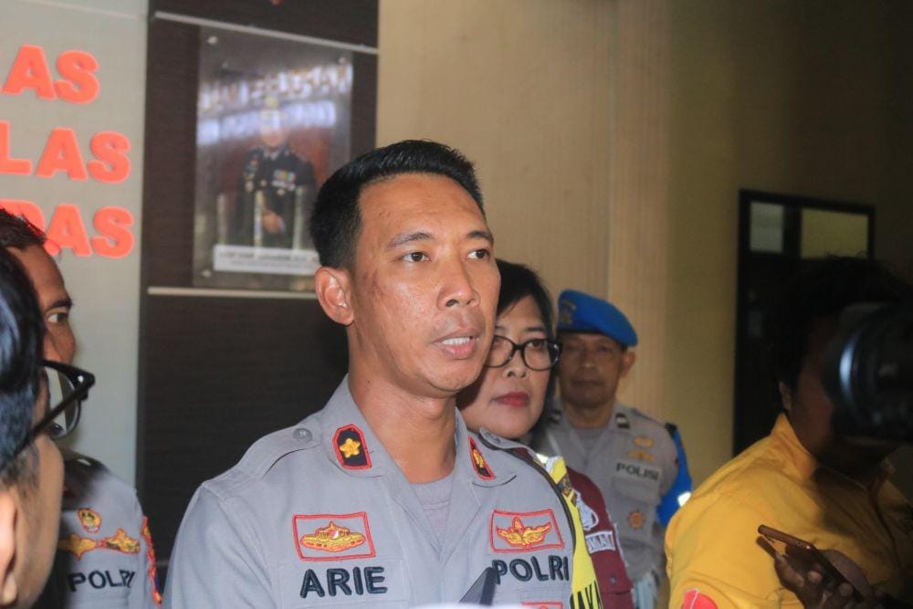 Wakapolresta Malang Kota meminta masyarakat untuk tak melakukan konvoi di malam tahun baru. IDN Times/ Alfi Ramadana