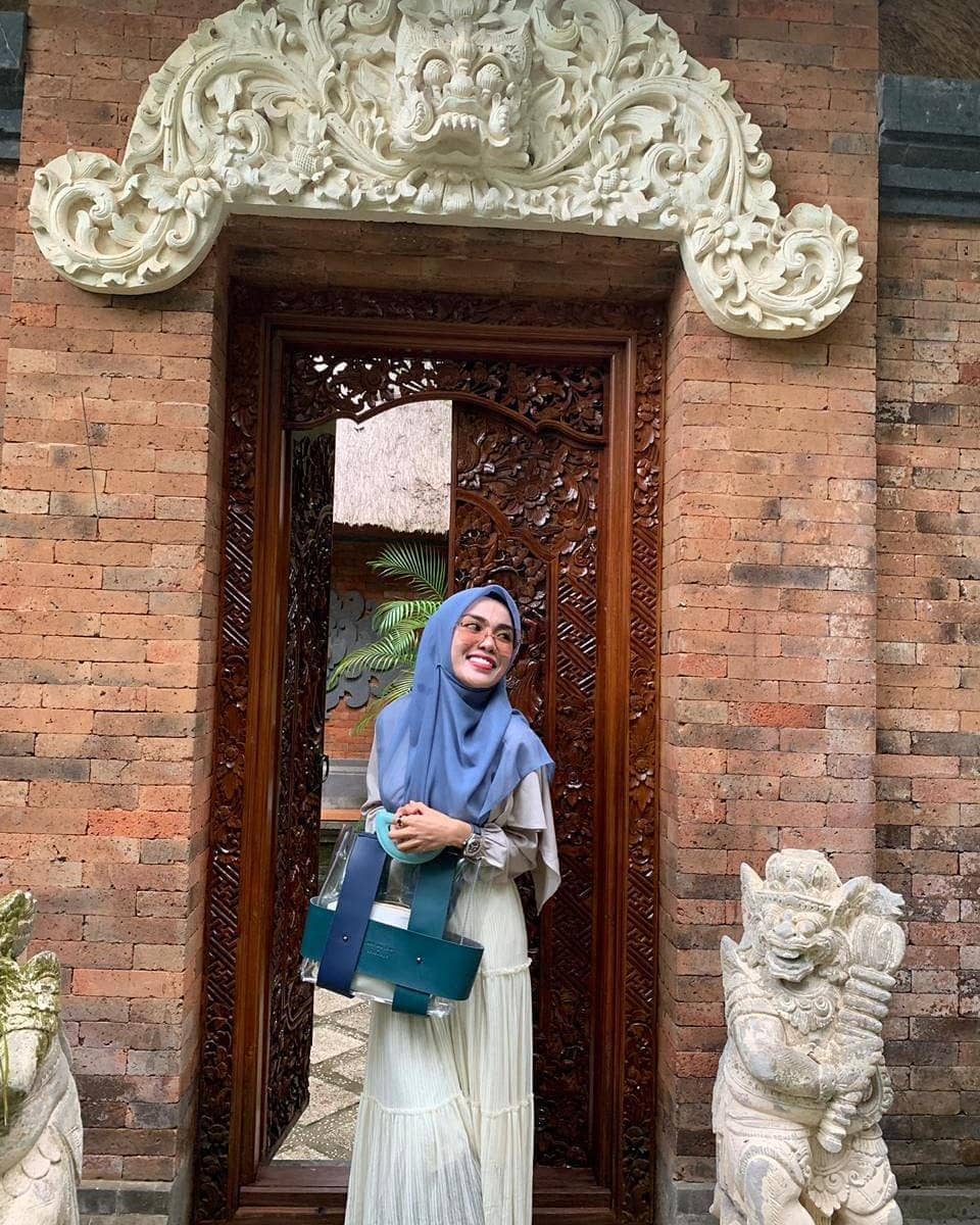 instagram.com/medinazein