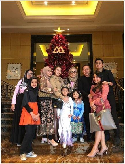 instagram.com/ayutingting92/