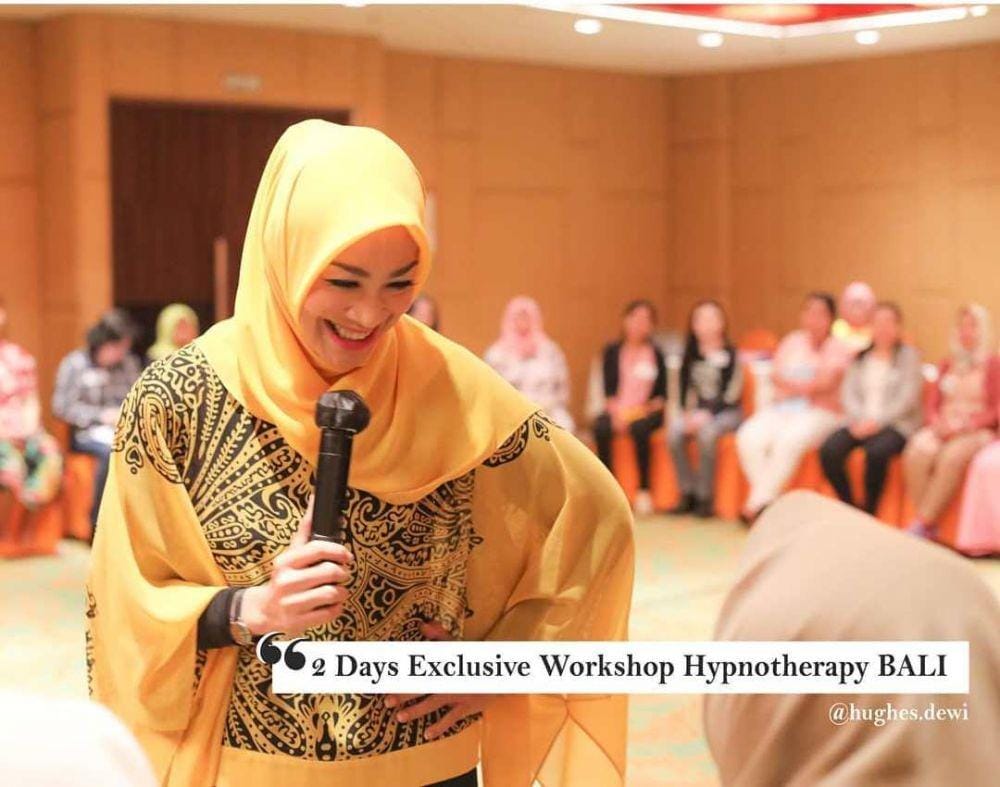 instagram.com/hughes.dewi