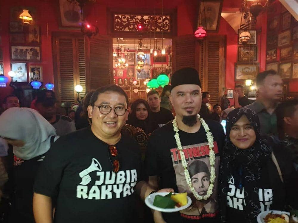 Instagram.com / @fadlizon