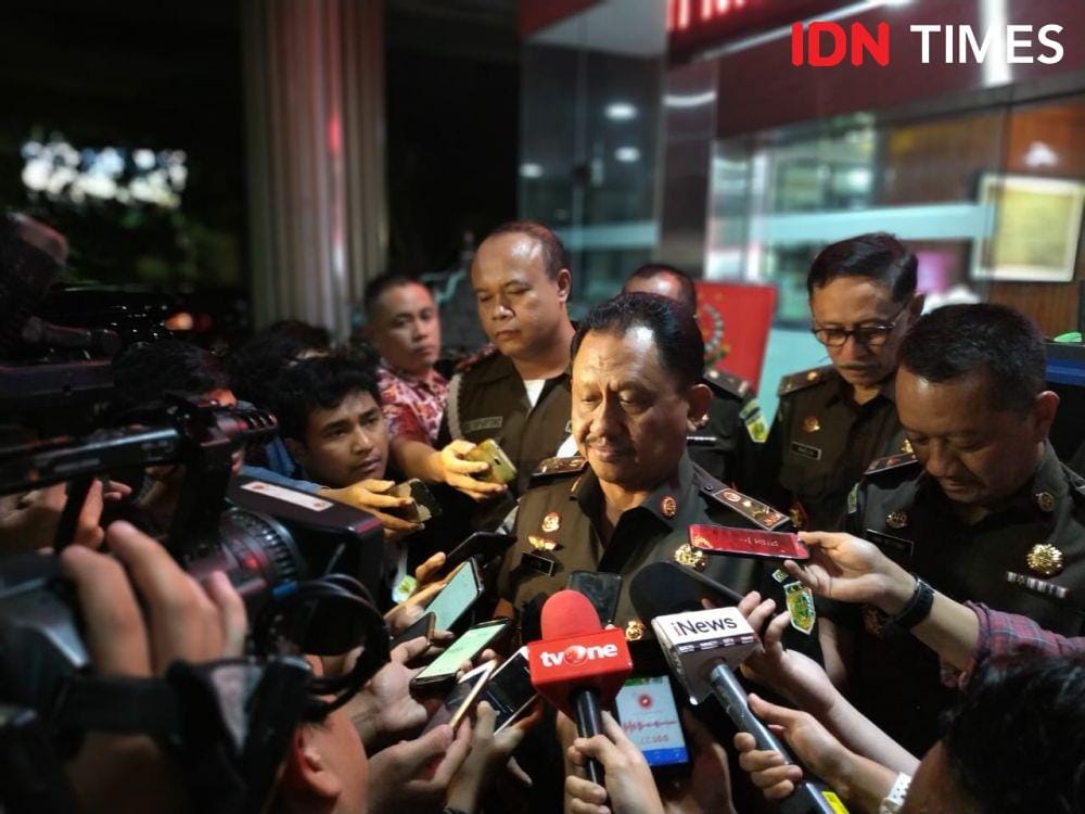 Jaksa Agung Muda Tindak Pidana Khusus (Jampidsus) Kejaksaan Agung (Kejagung), Adi Toegarisman (IDN Times/Axel Jo Harianja)