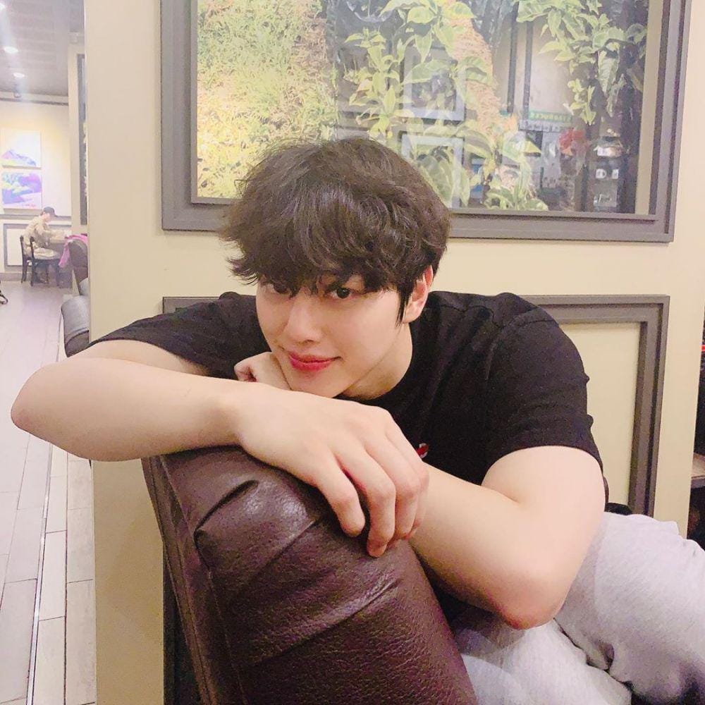 Instagram.com/songkang_b