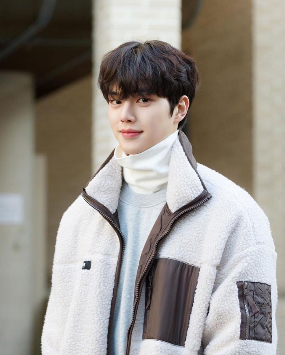 Instagram.com/songkang_b