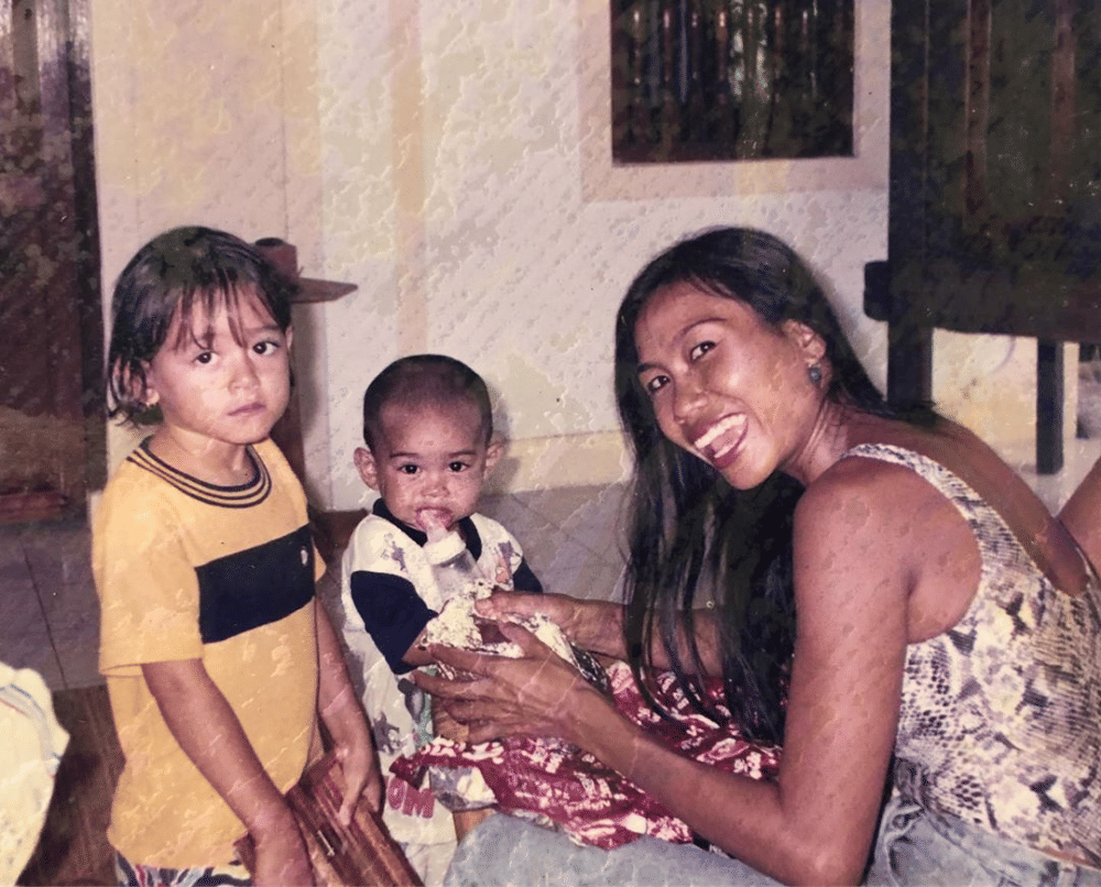 Instagram.com/laura_theux