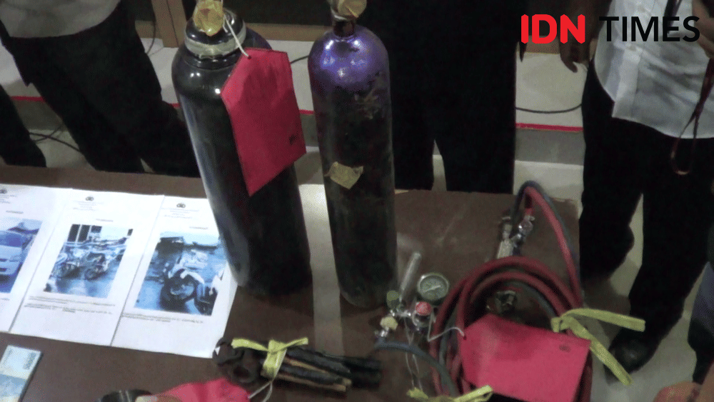 Sindikat pembobol brankas berhasil diringkus oleh Buser Polres Tegal. IDN Times/ Muchammad Haikal