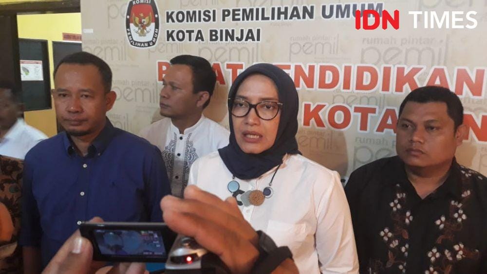 Komisioner KPU RI Evi Novida Ginting saat kunjungan kerja ke KPU Binjai (IDN Times/Bambang Suhandoko)