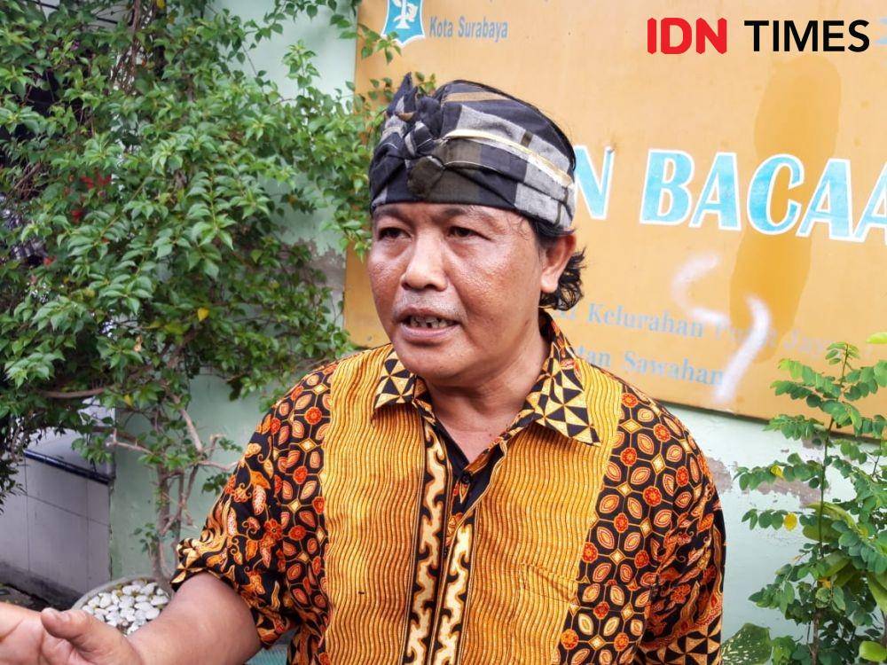 Salah satu warga sekitar eks lokalisasi Dolly, Bernadi saat ditemui di acara peringatan 5 tahun penutupan Dolly, Senin (30/12). IDN Times/Fitria Madia
