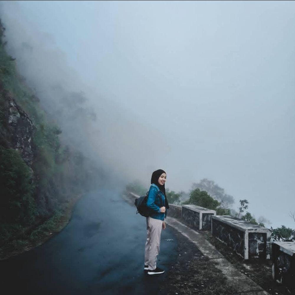 instagram.com/telomoyo_mountain