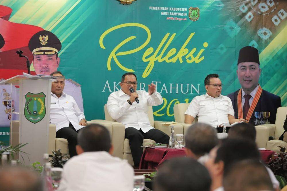 Bupati Muba, Dodi Reza Alex didampingi Wakil Bupati Muba, Beni Hernedi dan Sekda Muba, Apriyadi (IDN Timed/Pemkab Muba)