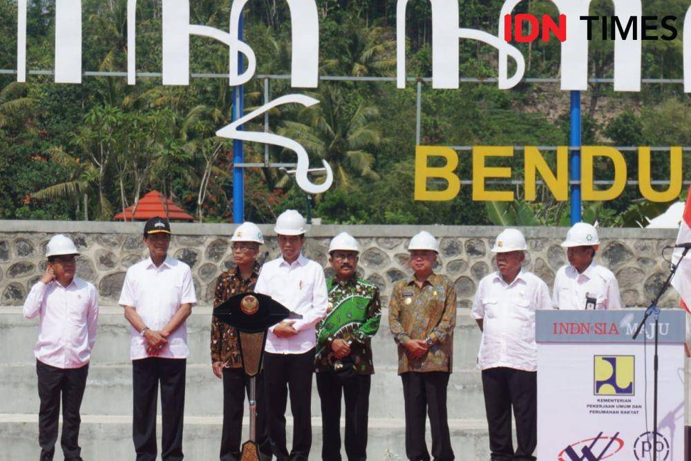 Presiden Jokowi meresmikan Bendung Kamijoro di Kulon Progo. IDN Times/Tunggul Damarjati