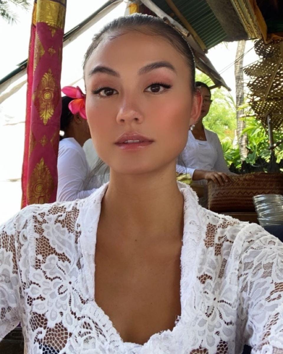instagram.com/agnezmo