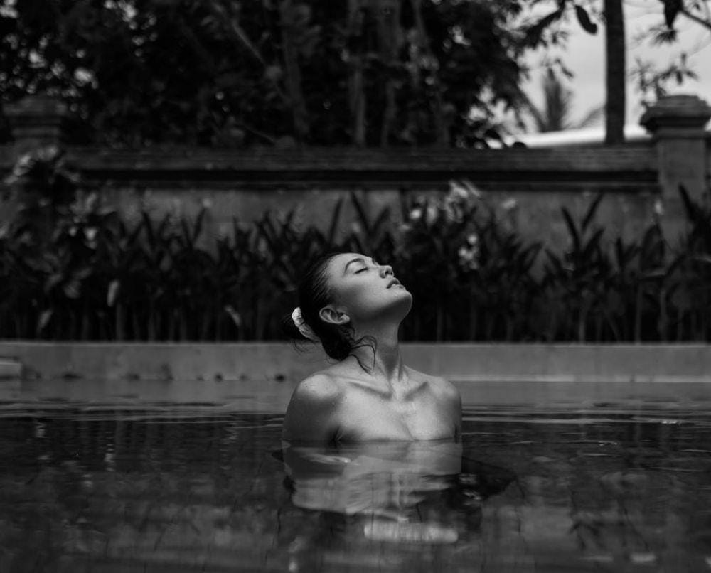 instagram.com/agnezmo