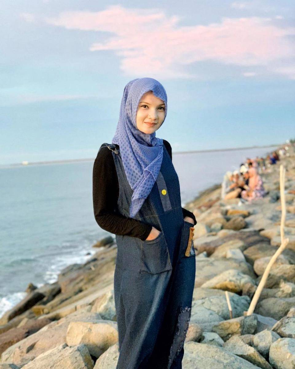instagram.com/yunie_s99