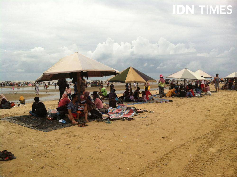 Pantai Karang Jahe yang terletak di Desa Punjulharjo Kecamatan Rembang, Kabupaten Rembang. IDN Times/Aji